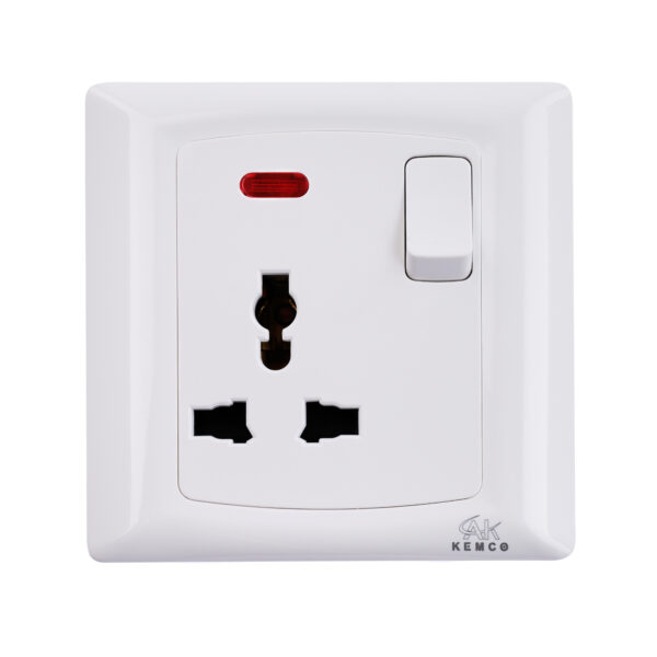 kemco Universal Switch Socket 1 Gang